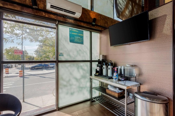 Best Western Plus Brooklyn Bay Hotel image 7